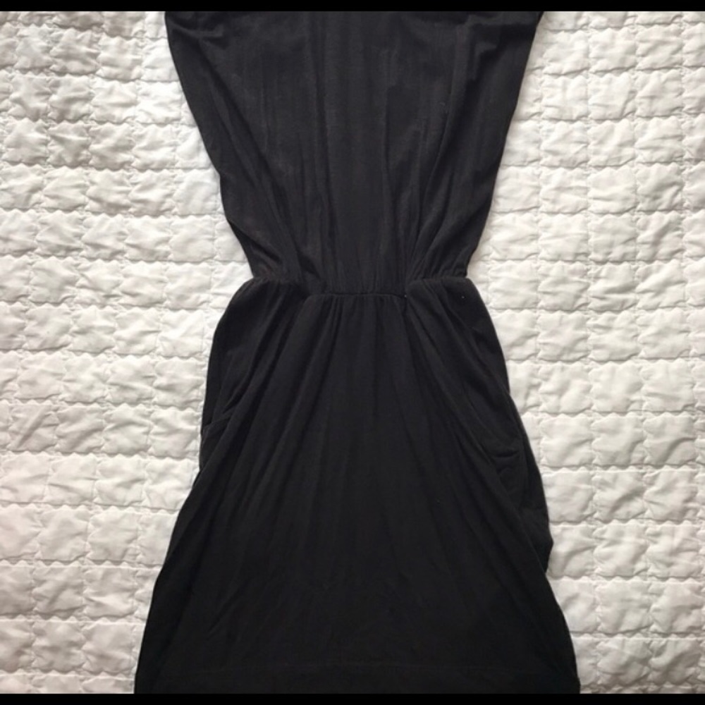 Aritzia dress - Picture 4 of 5